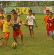 6 Aturan Kocak Sepak Bola Ala Bocah Kampung. FIFA juga Pusing Kalau Nonton Pertandingannya!